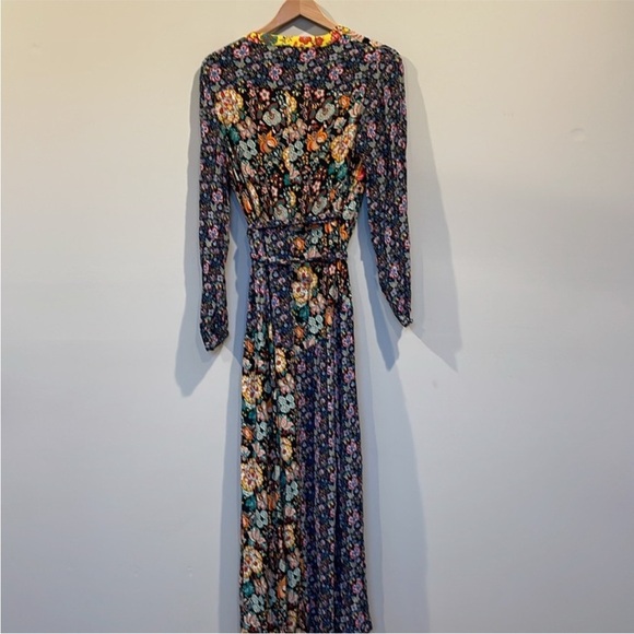 FRAME women’s Floral Panel wrap maxi Dress medium - Picture 9 of 9